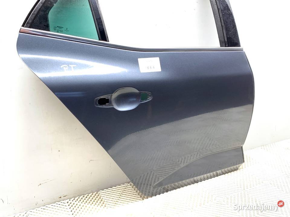 DRZWI PRAWY TYŁ RENAULT MEGANE IV Hatchback podkarpackie