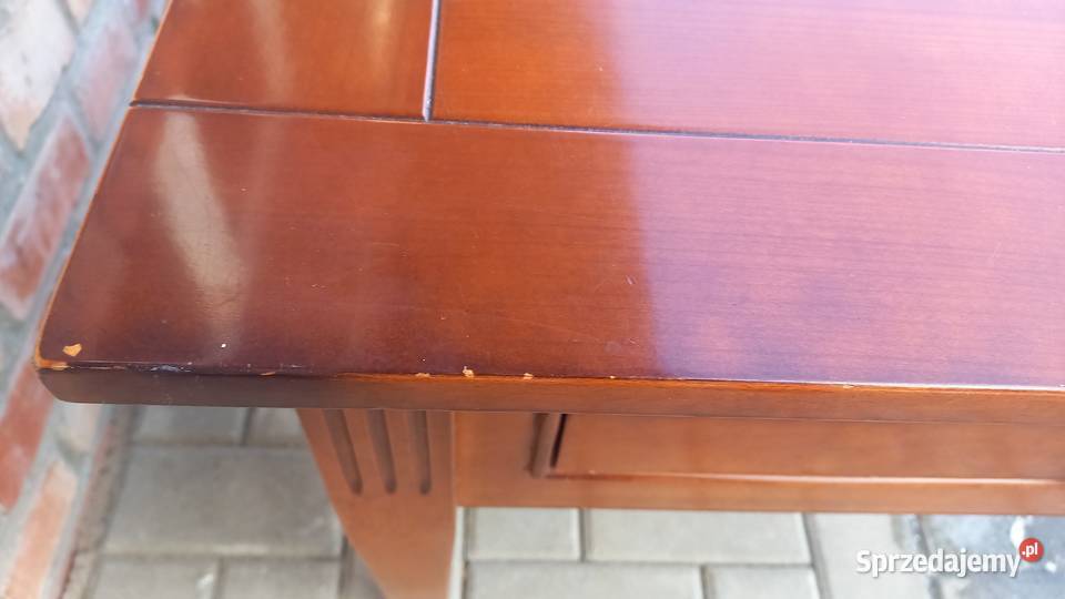 Stolik kawowy stylowy drewniany z szufladami i Gawroniec