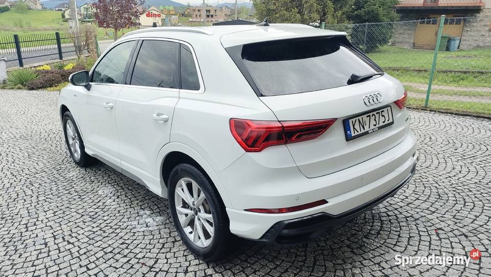Audi Q3 Quattro benzyna 230 serwisie podgrzewane fotele Q3 Nowy Sącz