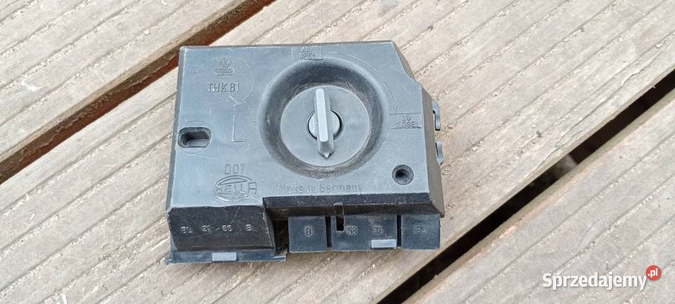 Audi A6 C4 Sedan Wkład lampy lewy tył Iłownica