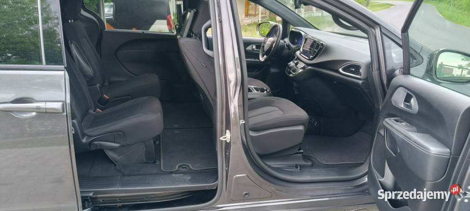 Chrysler Pacifica Wersja S 17 nowy centralny zamek Stare Budy