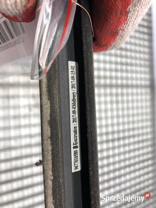 LISTWA ZGARNIAJĄCA PRZÓD PRAWA CHROM CITROEN osobowe podkarpackie