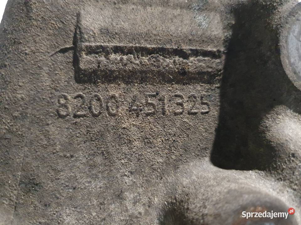 MISKA OLEJOWA Renault Megane III 15 DCI oleju