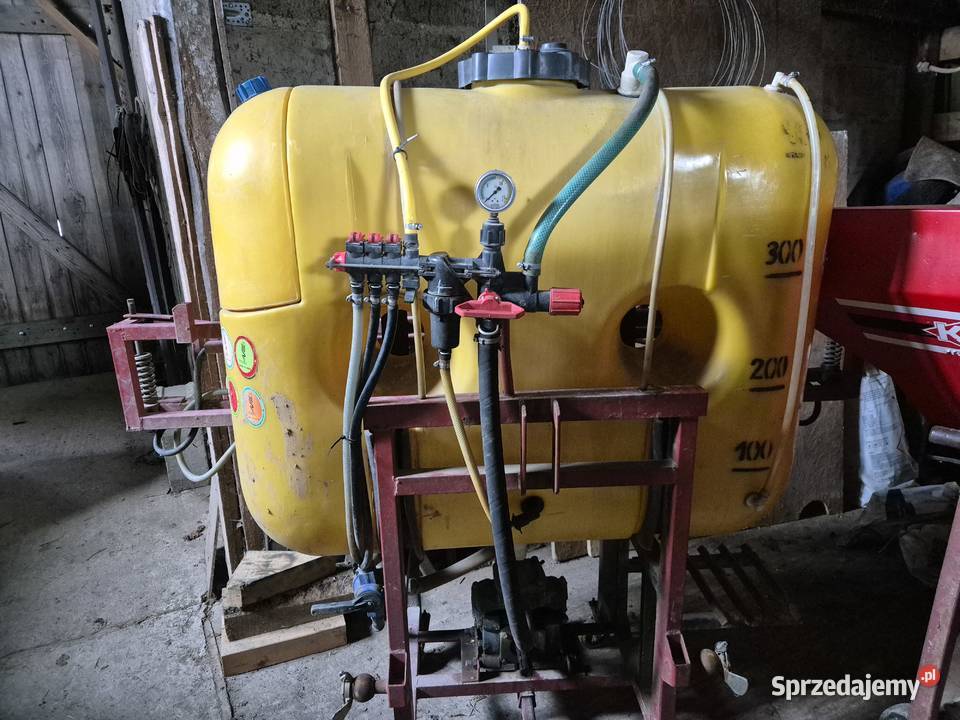 Opryskiwacz 400 l 12 m kwas Mały Podleś