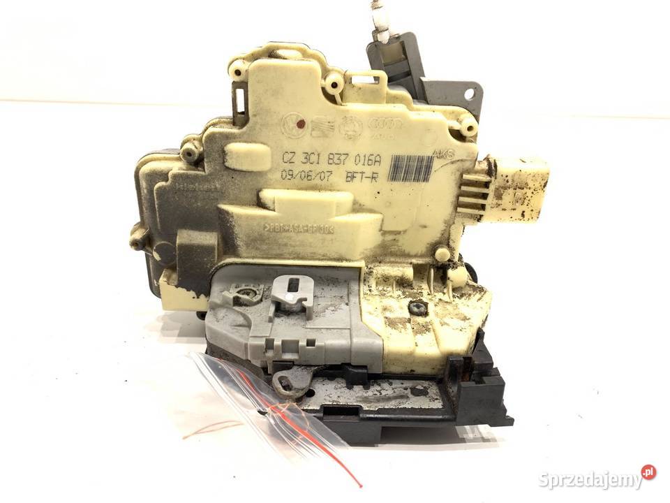 ZAMEK DRZWI PRAWY PRZÓD AUDI Q7 4L SUV podkarpackie