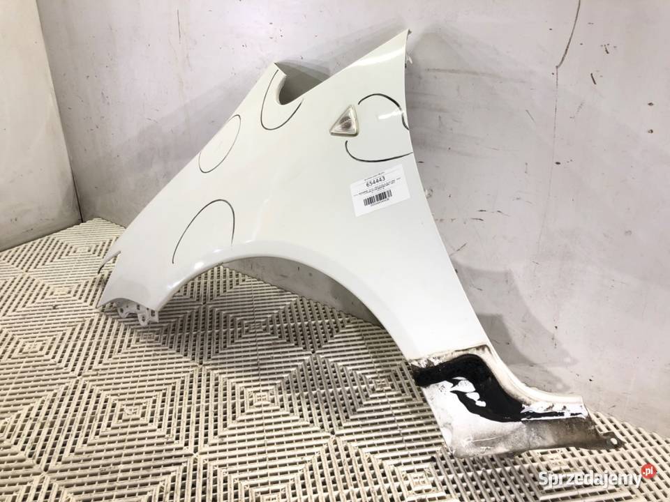 BŁOTNIK LEWY PRZÓD LIFT MITSUBISHI COLT VI