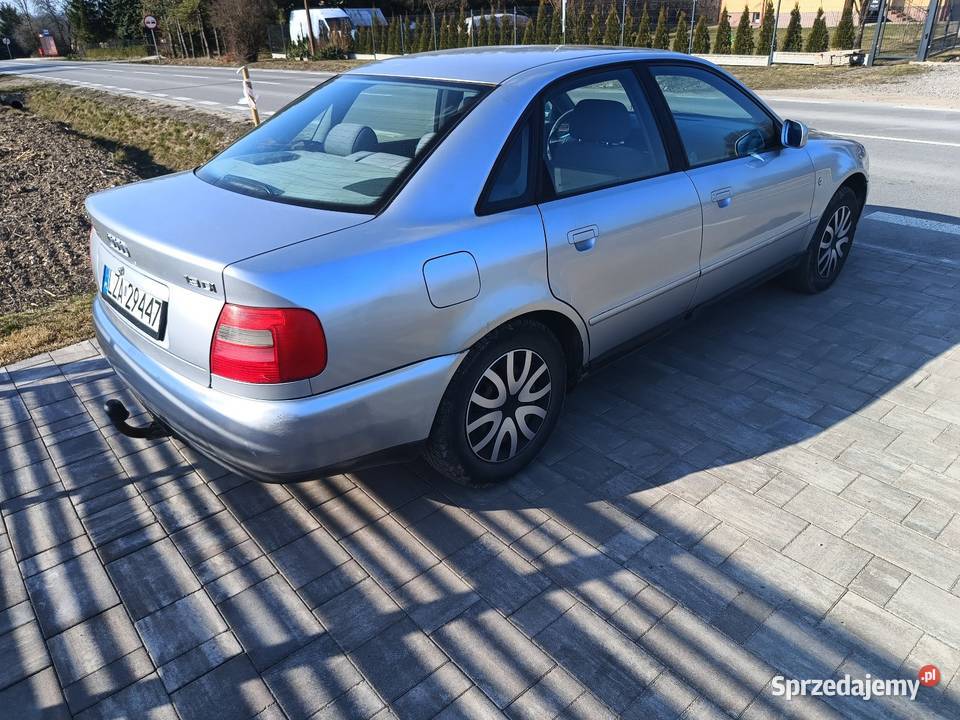 Audi A4 B5 19 TDI bezawaryjny prosty idealny na Rok produkcji 1997