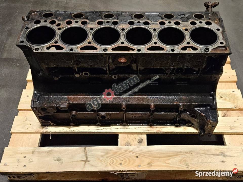 Blok silnika Agrotron 1807 1657 1507 165 Byków