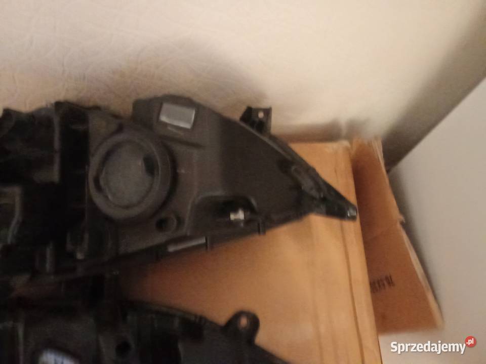 Ford fusion mondeo mk5reflektory przednie lewy i dolnośląskie Kamieniec Wrocławski
