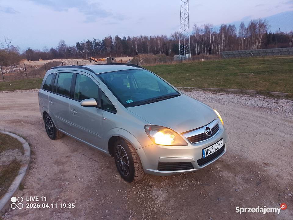 Opel Zafira B 19