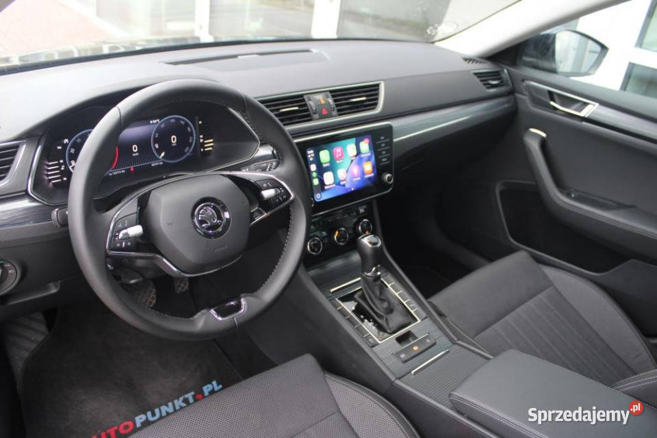 Skoda Superb 2023r niski przebieg fotel z