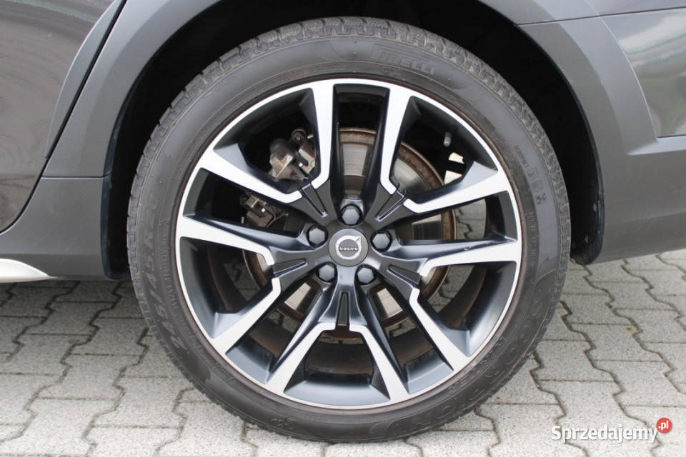 Volvo V90 Cross Country 2021r FVAT23 Hybryda Rok produkcji 2021 śląskie Bielsko-Biała