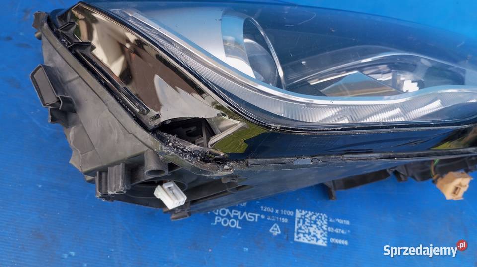 LAMPA REFLEKTOR PRAWY PRZÓD 4G8941004AG AUDI A7 osobowe wielkopolskie sprzedam