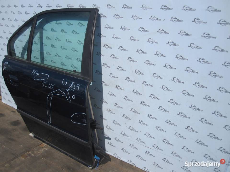 BMW E38 LIFT 01r drzwi prawe tył Drzwi
