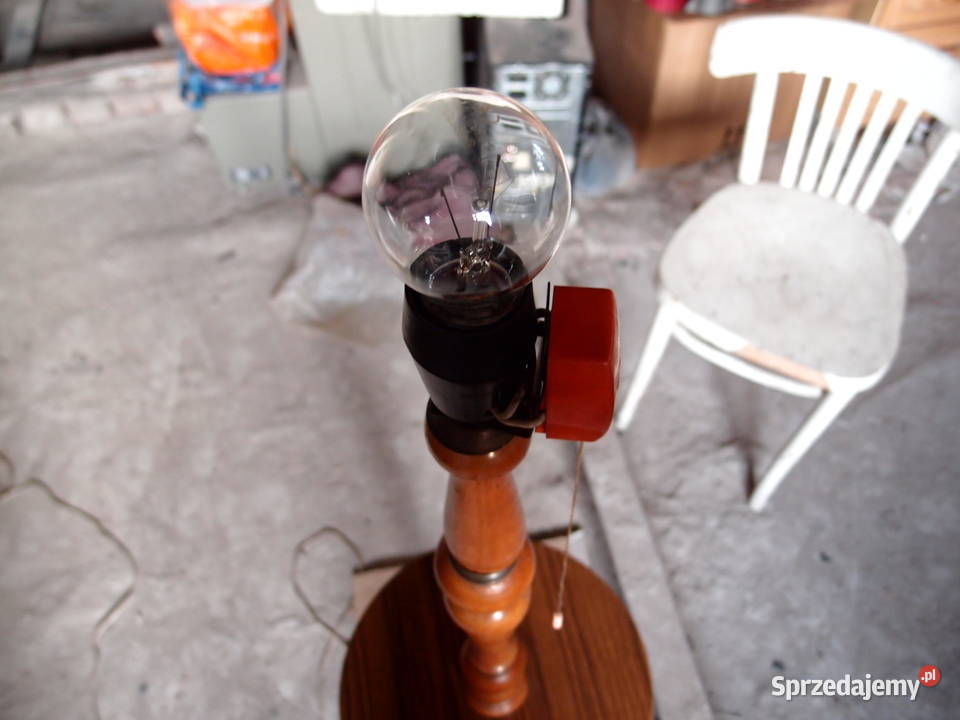 Stara lampa stojąca ze stolikiem półką abażur Lampy podłogowe