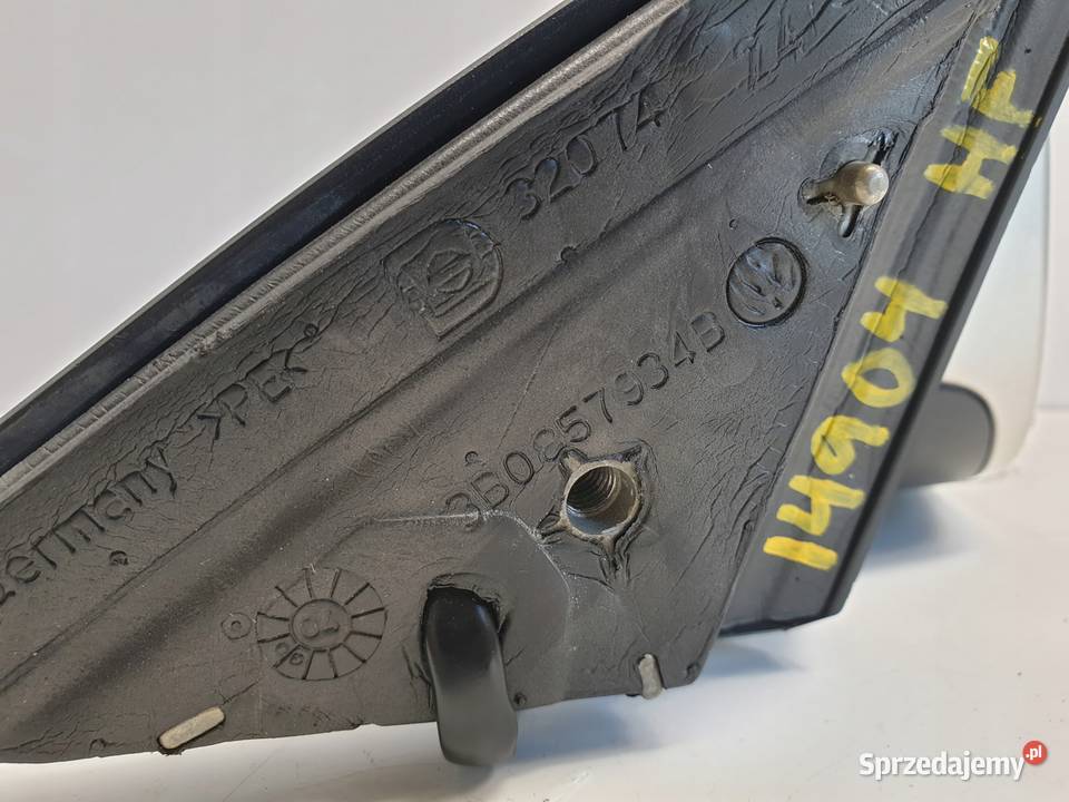 VW Passat B6 0510r LUSTERKO PRAWE 7 kabli EUROPA