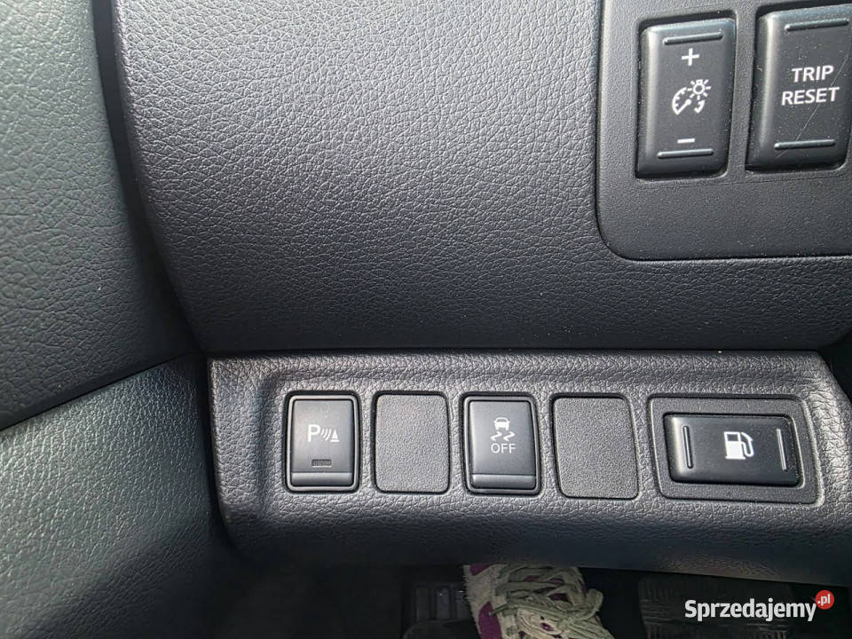 Nissan Navara 23 DCI 190 4x4 Automat Kamery 360 Słupsk