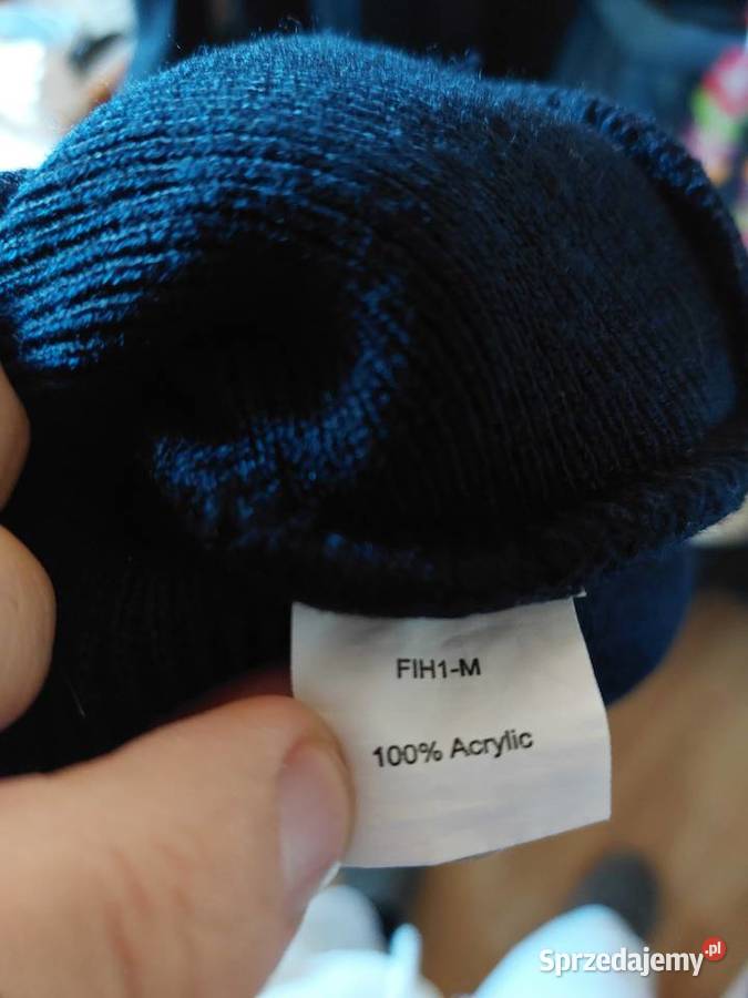 Czapka czarna z różowym logo Rozmiar uniwersalny Kraków