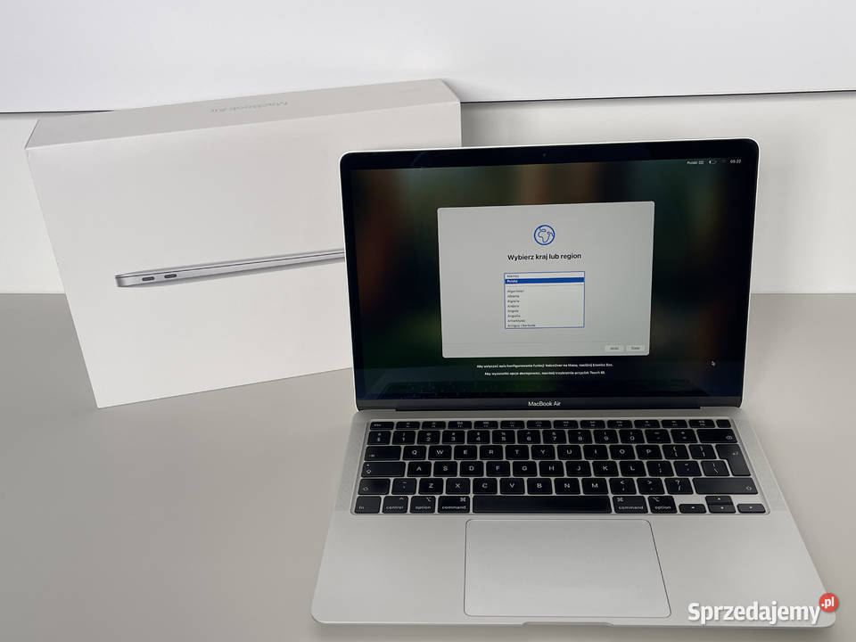 MacBook Air 13 i5 8256GB 2020 Srebrny Stan Pełen
