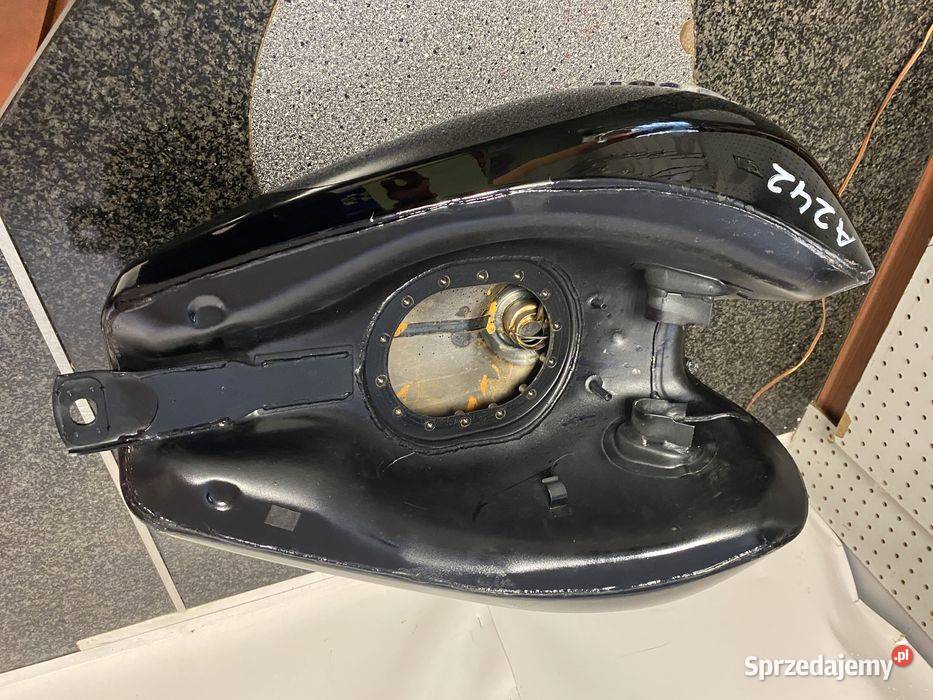 Suzuki GSXR 600 750 Zbiornik Bak K1 K2 K3 wielkopolskie sprzedam
