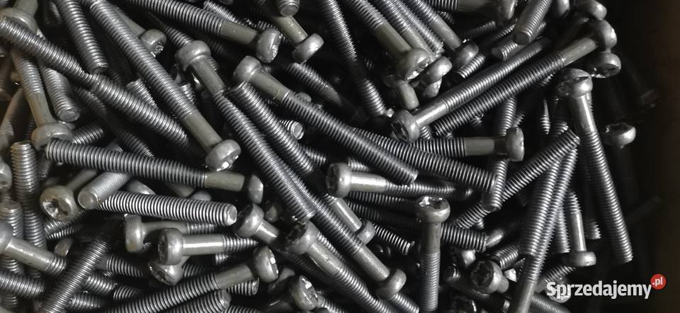 Śruba M8x70 PN 82215 z nacięciem na krzyżak1250 Kozienice