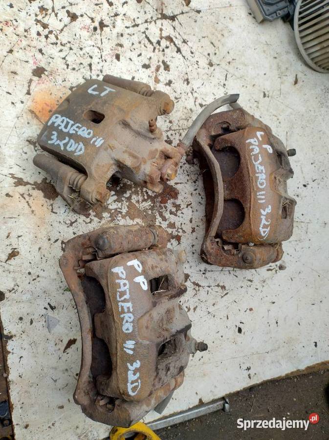 Mitsubishi Pajero III 32DID zacisk hamulcowy Kielce sprzedam