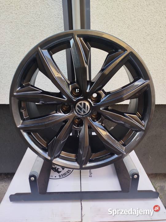 B011 Felgi aluminiowe 70 x 17 5x112 ET 35 VW śląskie