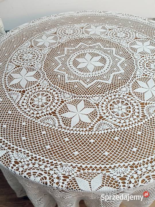 Unikalny świąteczny obrus szydełkowy Płatki Rękodzieło Warszawa