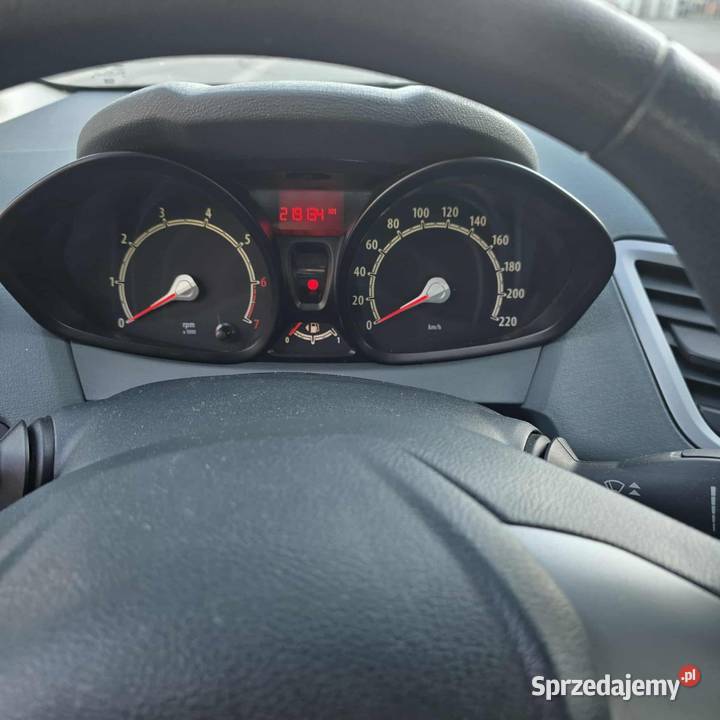 Ford fiesta mk7 zadbany Zduńska Wola