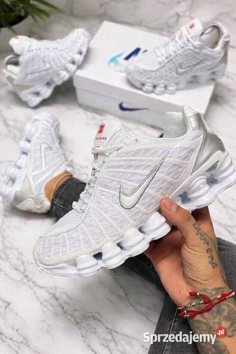 Sprzedam buty Nike czarny