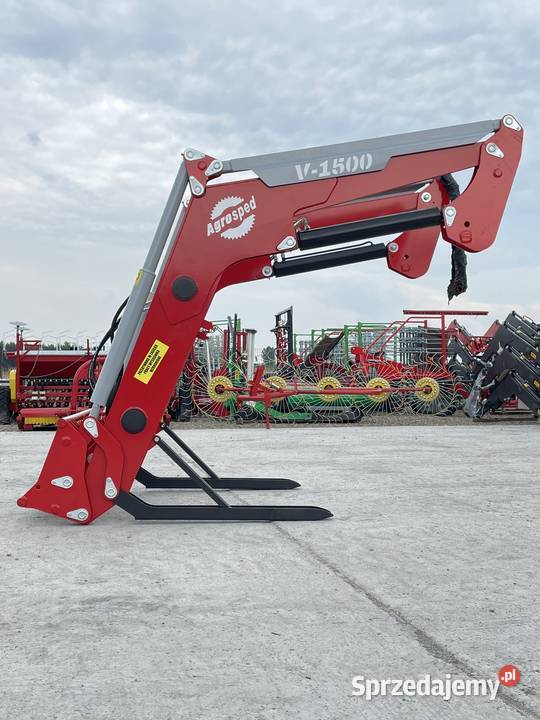 ŁADOWACZ CZOŁOWY AGROSPED V 1500 URSUS ZETOR MTZ