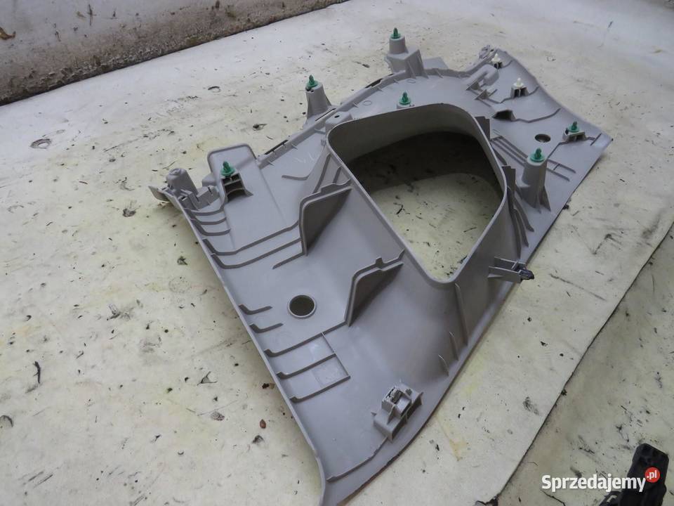 OSŁONA SŁUPKA BAGAŻNIKA PRAWA XTRAIL III T32 Osłony i zaślepki