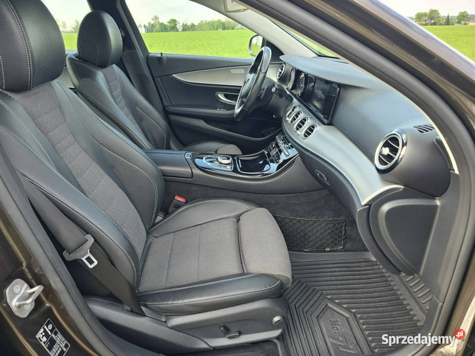 Mercedes E 220 20d 194 W213 Udokumentowany Włocławek