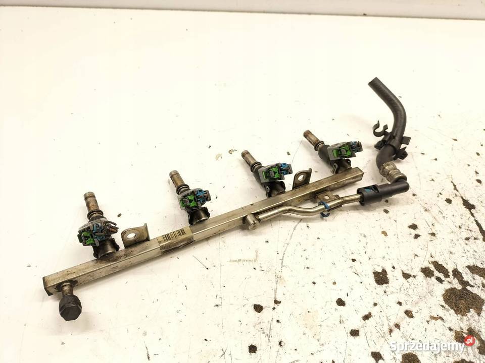 LISTWA WTRYSKOWA 55559375 16 16V Opel Astra III