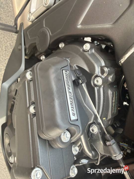 Honda CBR650R eclutch 2025r niski przebieg elektryczny starter Ostrowite sprzedam