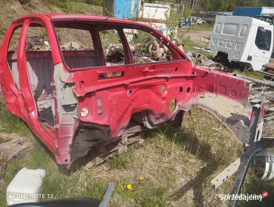 Karoseria ćwiartka przód lewa prawa tyl Toyota Mojusz