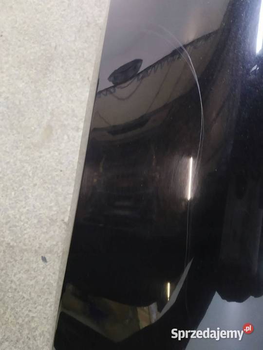 BŁOTNIK PRAWY PRZÓD CZARNY PRZED LIFT USZKODZONY sprzedam