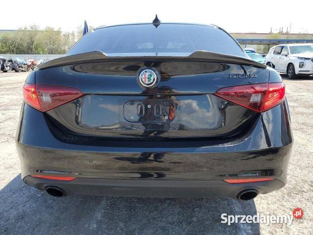 ALFA ROMEO GIULIA produkcji 2020 z USA Warszawa