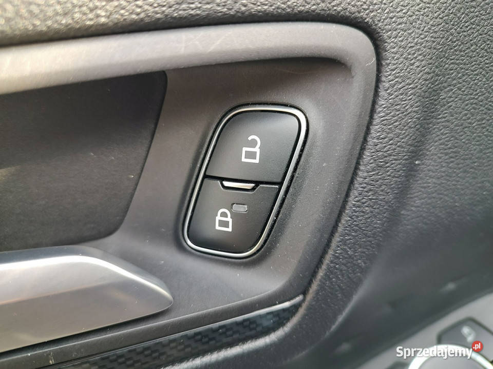 Ford Kuga STLine X 15 EcoBoost 150 M6 LY80892 1496cm3 Warszawa