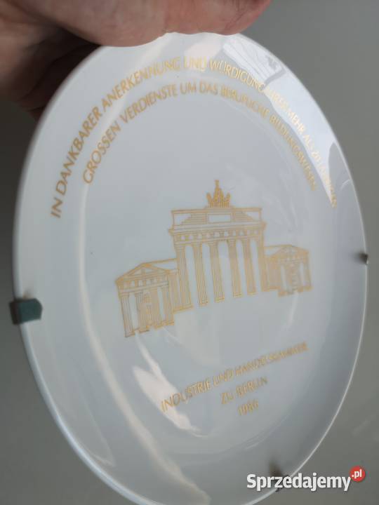 Talerz pamiątkowy Brama Brandenburska sprzedam