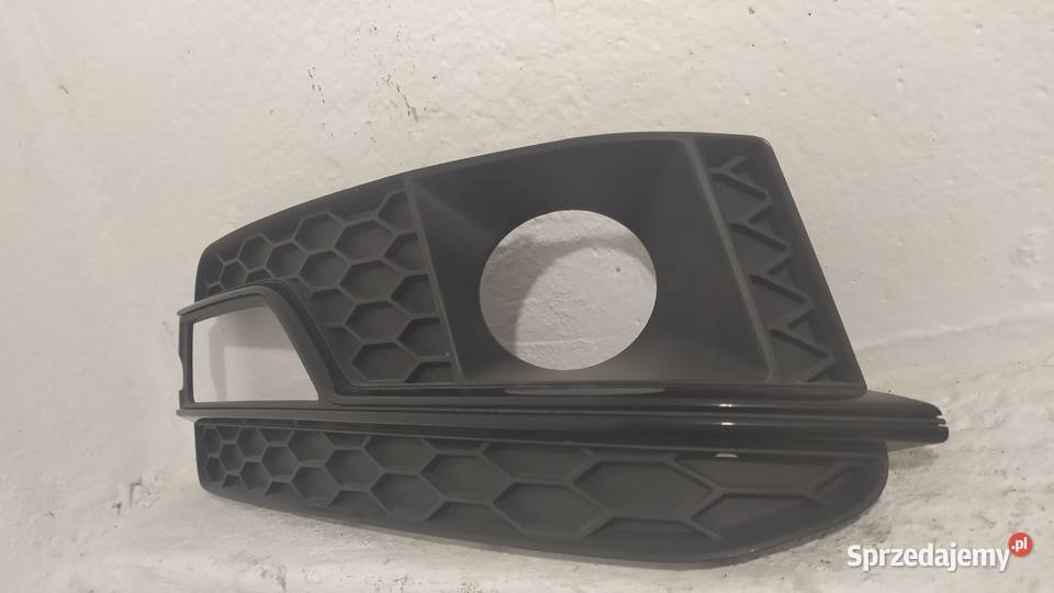 Kratka Audi A5 SLine w zderzak pod halogen Piastów sprzedam