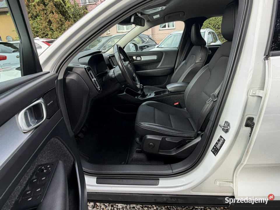 Volvo XC 40 T3 benzyna LED 156 Łodygowice sprzedam