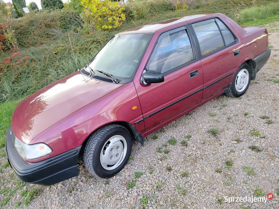 Hyundai Pony 15 LPG sedan ładny i zdrowy Morawica