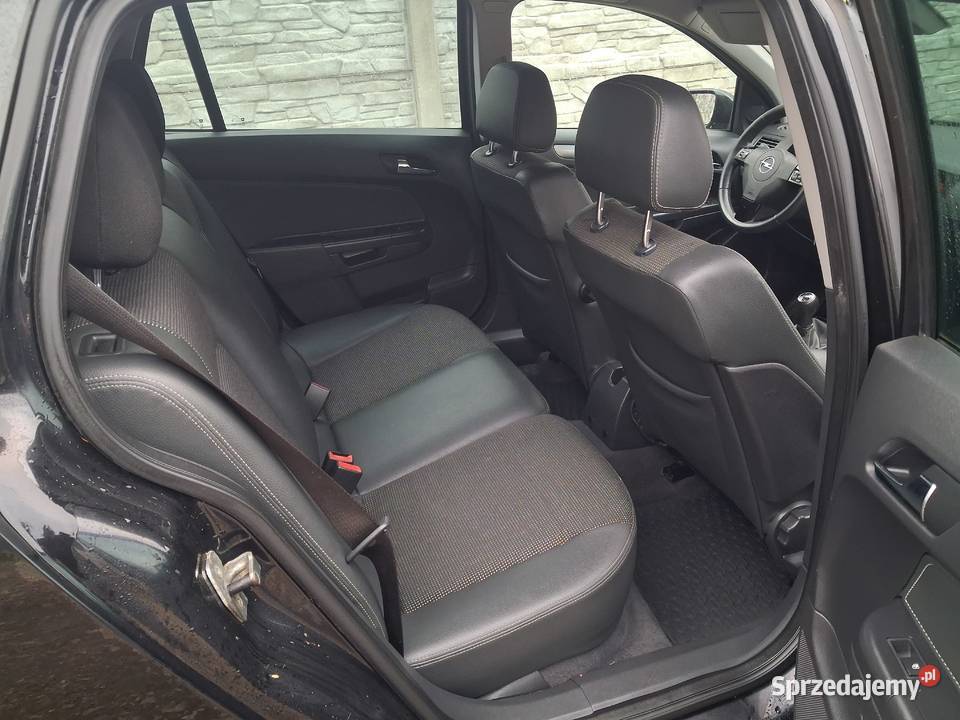 Opel Astra H Kombi Sprowadzony 2010 Starachowice