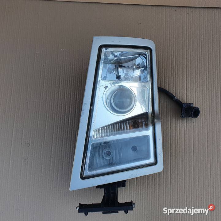 VOLVO FH12 LAMPA REFLEKTOR ORYGINAŁ Z RAMKĄ Bieleń sprzedam
