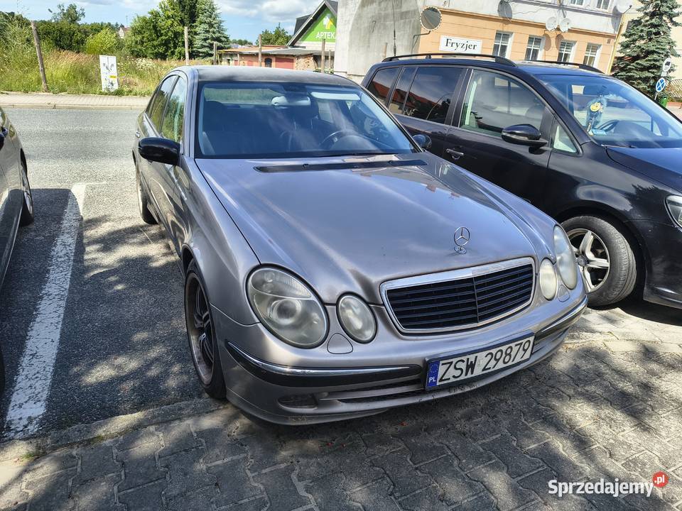 Mercedes E W211 22 D automat AMG Golczewo