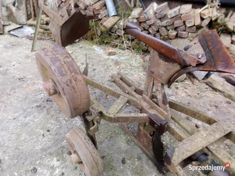 Pług obrotowy 3 skibowy obracany mechanicznie do Kłodzko