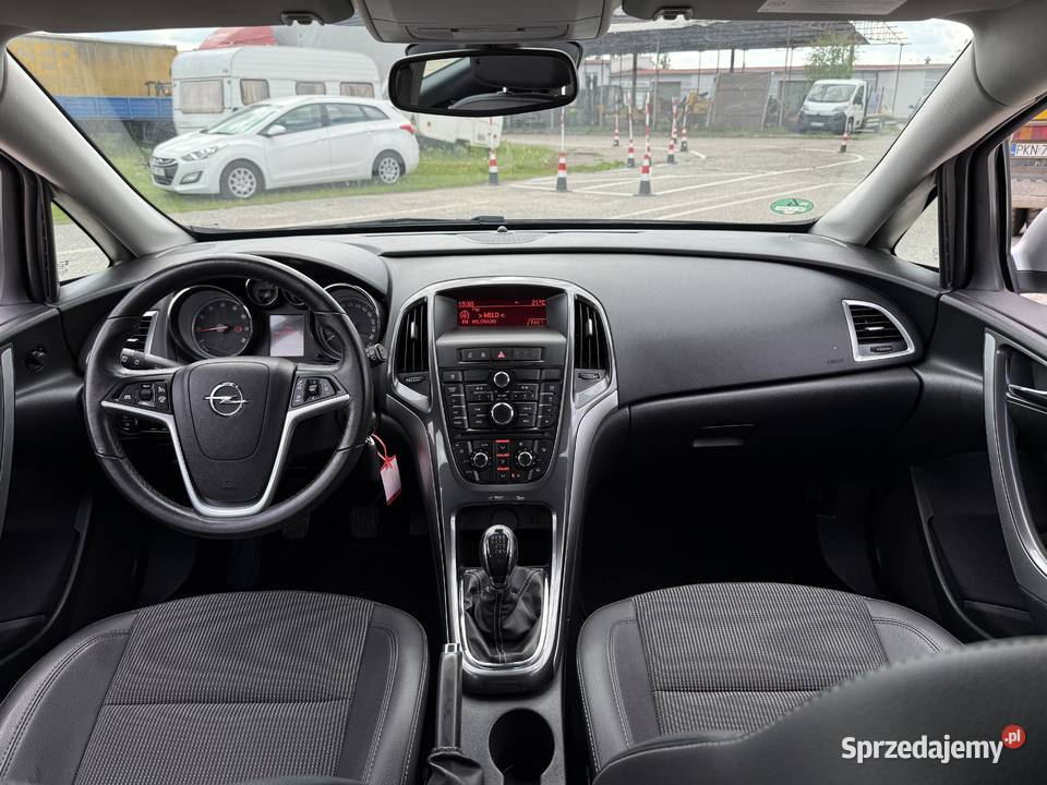 Opel Astra 14 BENZYNA Klimatronik Tempomat Nowy isofix Konin sprzedam