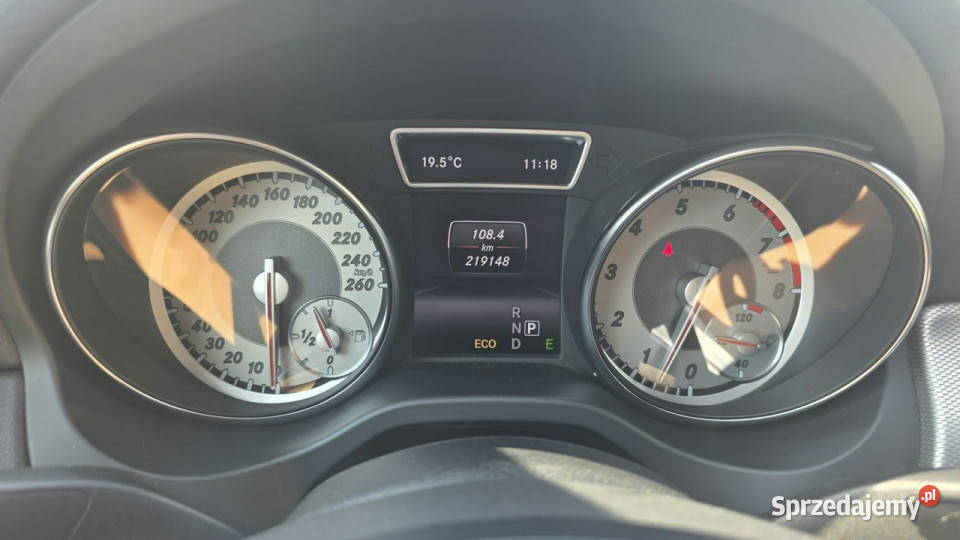 Mercedes CLA 250 zarejestrowany super stan światła przeciwmgielne Mercedes-Benz Lębork