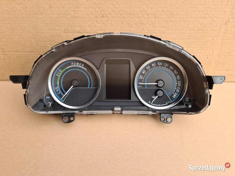 Toyota Auris II E18 licznik zegary Legnica sprzedam